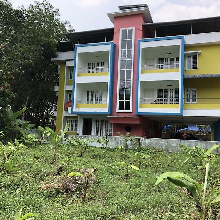 En Jays Residency Appartement Kottayam Buitenkant foto