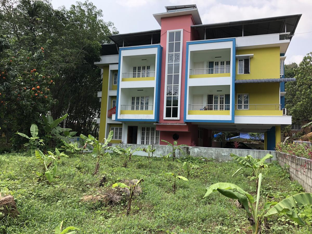 En Jays Residency Appartement Kottayam Buitenkant foto